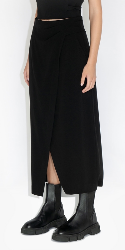 Sale  | Tucked Wrap Skirt | 990 Black