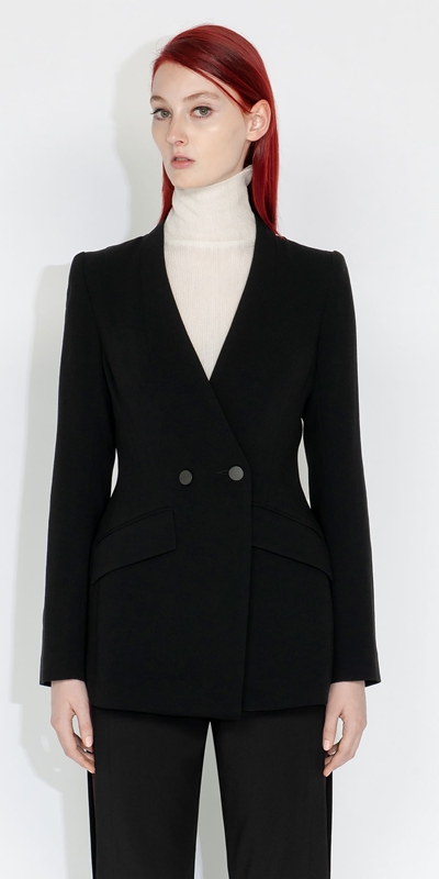 Jackets and Coats  | Pleat Back Blazer | 990 Black