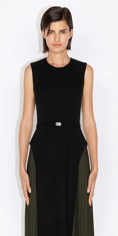 Cue Cares - Sustainable  | Contrast Pleat Midi Dress | 990 Black