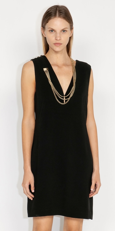 Cue Cares - Sustainable  | V Neck Chain Dress | 990 Black