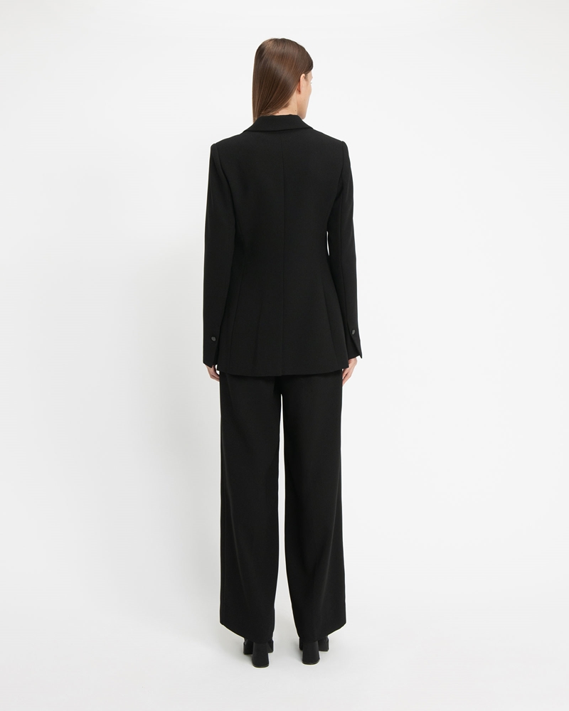 Sale  | Crepe Tailored Blazer | 990 Black