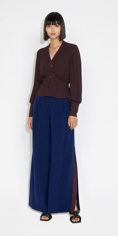 Cue Cares - Sustainable | V Neck Magyar Sleeve Top | 630 Plum