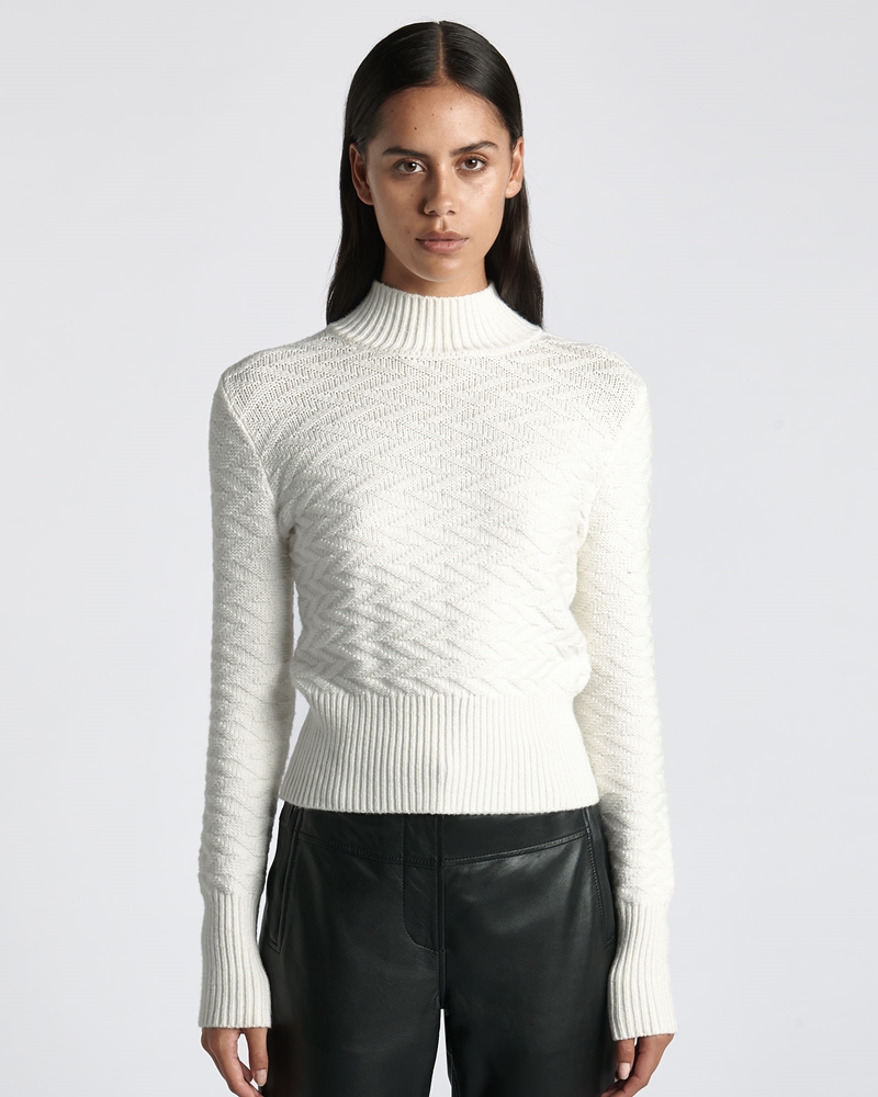 Knitwear | Chunky Zig Zag Sweater | 101 Winter White